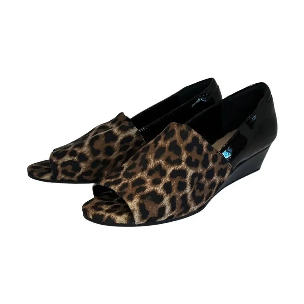 Aubrey Lynn Leopard print wedge open toe sandal, 6m